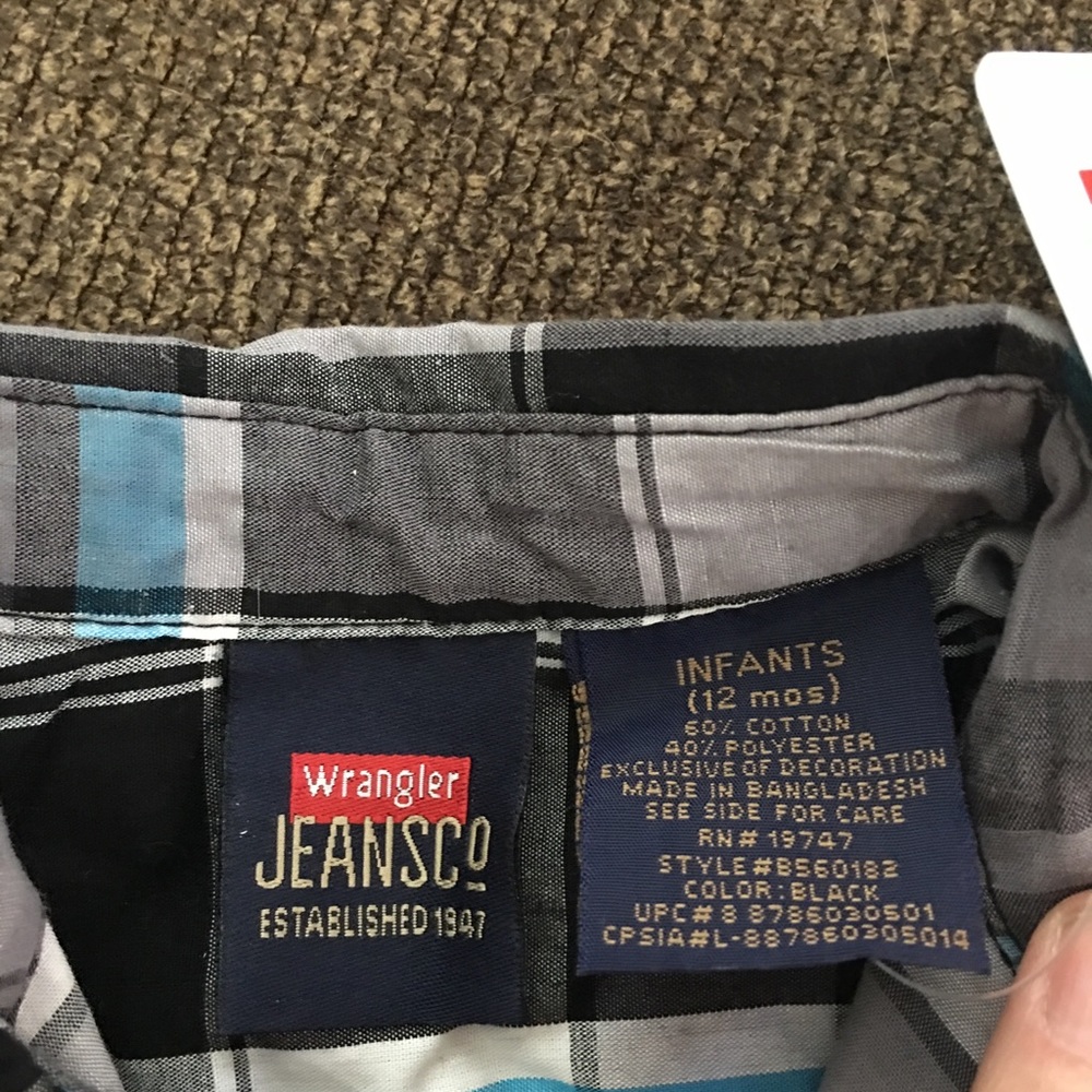 Wrangler button up
